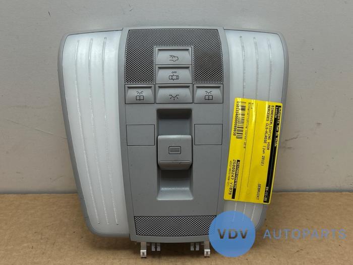 Oswietlenie wewnetrzne przód Mercedes CLS-Klasse