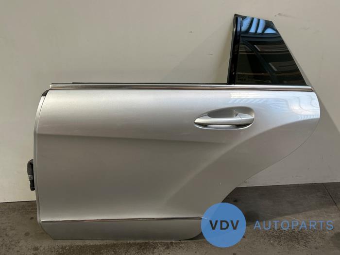 Drzwi lewe przednie wersja 4-drzwiowa Mercedes CLS-Klasse