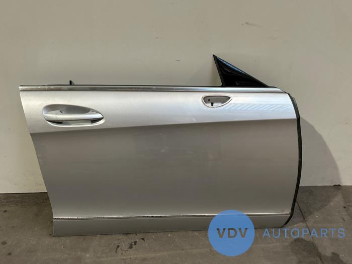 Drzwi prawe przednie wersja 4-drzwiowa Mercedes CLS-Klasse