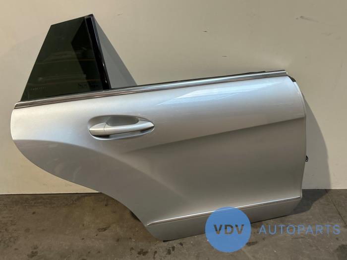 Drzwi prawe tylne wersja 4-drzwiowa Mercedes CLS-Klasse