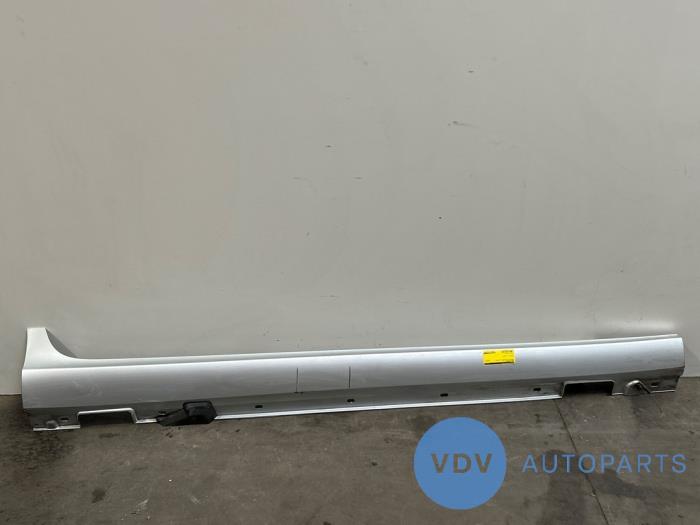 Próg prawy Mercedes CLS-Klasse