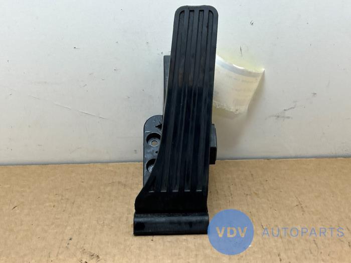 Pedal gazu Mercedes CLS-Klasse