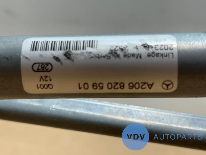 Wiper motor + mechanism Mercedes C-Klasse