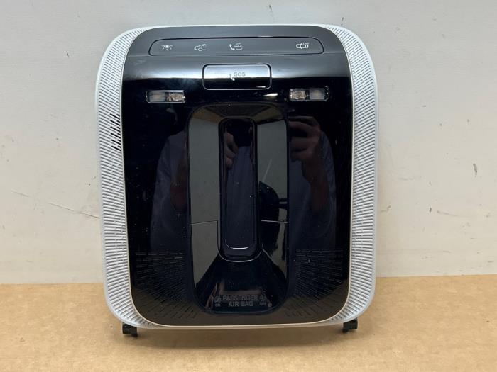 Oswietlenie wewnetrzne przód Mercedes C-Klasse