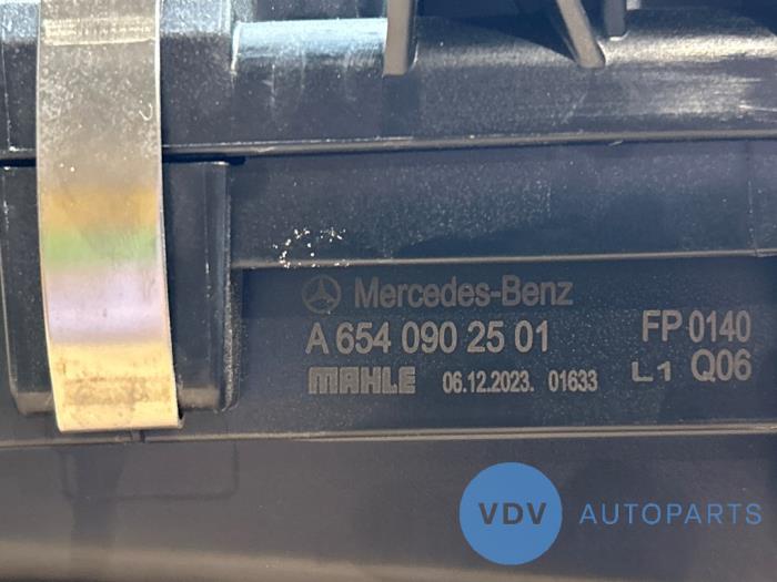 Obudowa filtra powietrza Mercedes C-Klasse