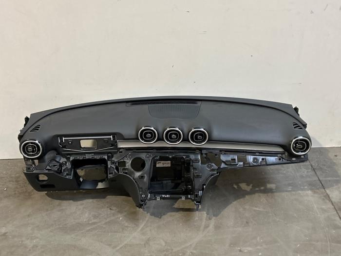 Armaturenbrett Mercedes C-Klasse