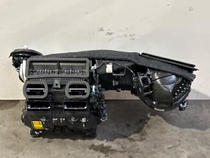 Gebruikte Chaufagebak Mercedes C Estate (S206) C-200d 2.0 Turbo 16V Prijs € 363,00 Inclusief btw aangeboden door Autoparts Van De Velde