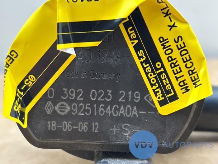 Bomba de agua Mercedes X-Klasse