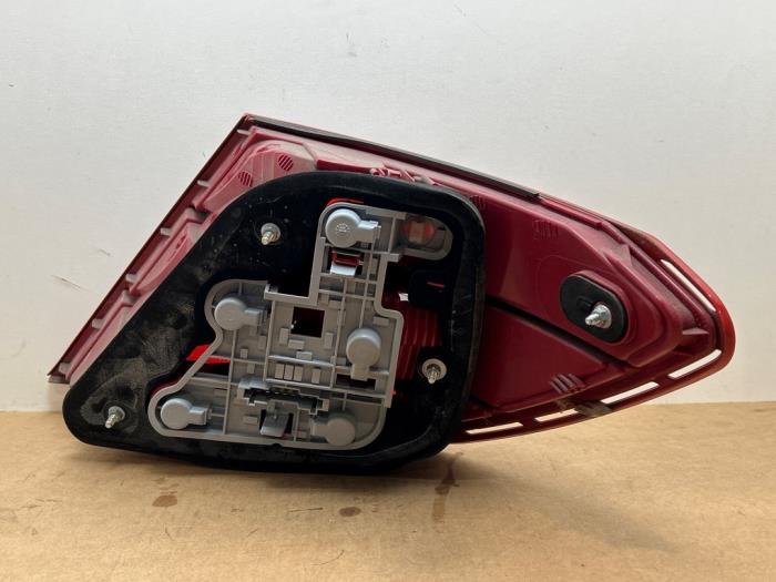 Feu arrière gauche Mercedes C-Klasse