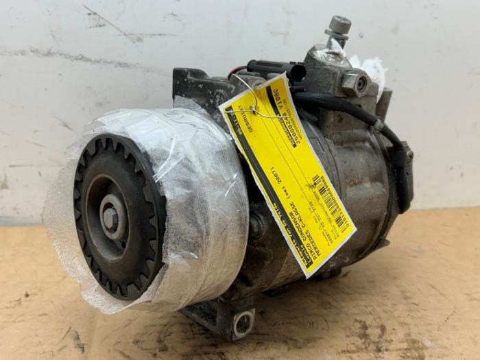 Airco Condensor van een Mercedes-Benz C (W204) 2.2 C-220 CDI 16V 2007