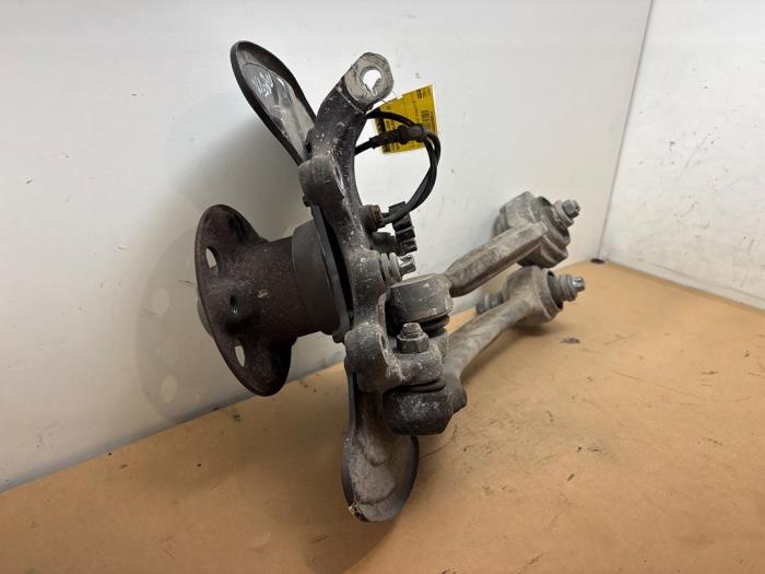 Achsschenkel links vorne Mercedes C-Klasse