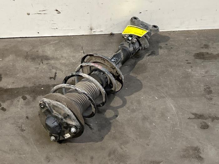 Amortyzator wstrzasów lewy przód Mercedes C-Klasse