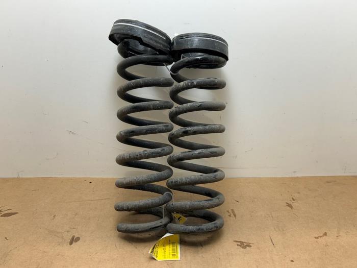 Sprezyna srubowa tyl Mercedes C-Klasse