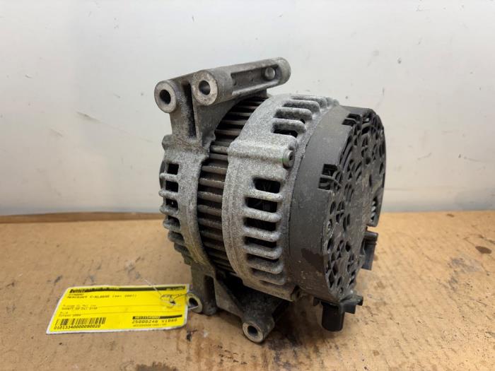 Pradnica Mercedes C-Klasse