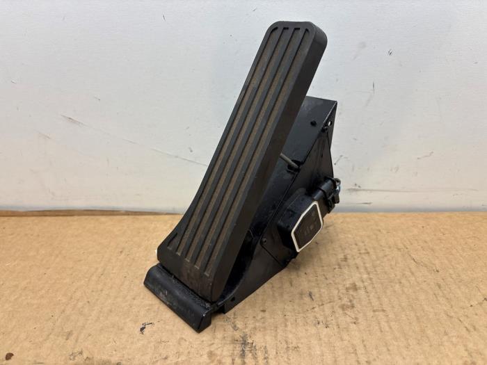 Pedal gazu Mercedes C-Klasse