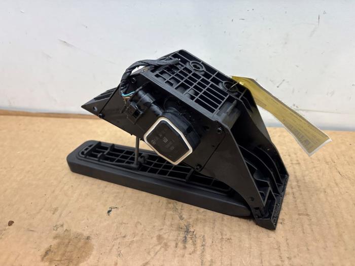 Pedal gazu Mercedes C-Klasse