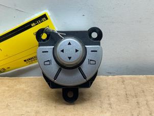 Gebruikte Schakelaar Mercedes SLK (R171) 1.8 200 K 16V Prijs € 36,30 Inclusief btw aangeboden door Autoparts Van De Velde