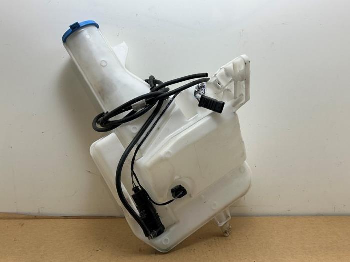 Front windscreen washer reservoir Mercedes Sprinter