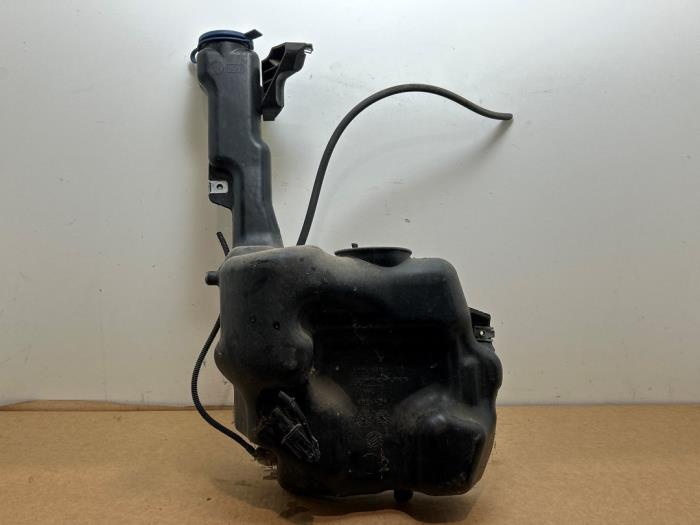 Ruitensproeiertank voor Mercedes E-Klasse