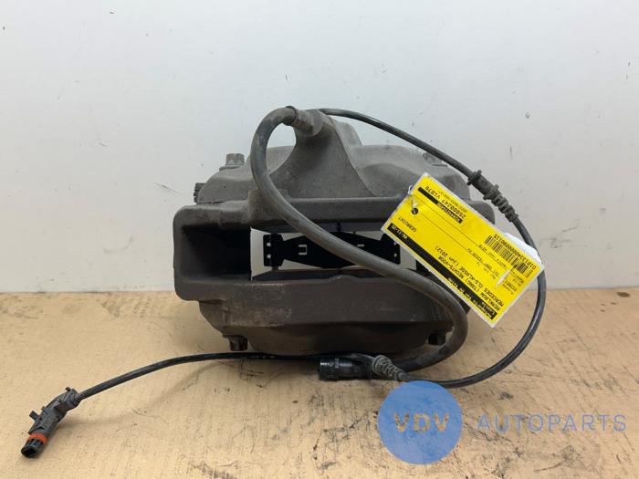 Remklauw (Tang) rechts-voor Mercedes CLS-Klasse