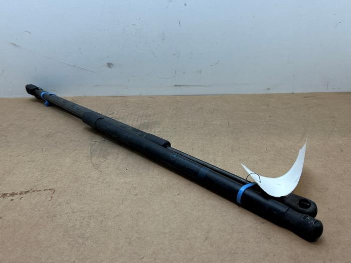 Set of bonnet gas struts Mercedes E-Klasse