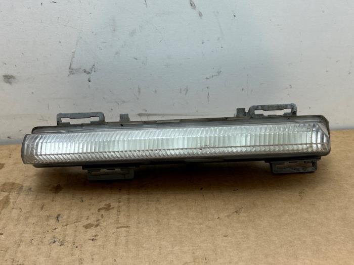 Feu antibrouillard avant gauche Mercedes E-Klasse