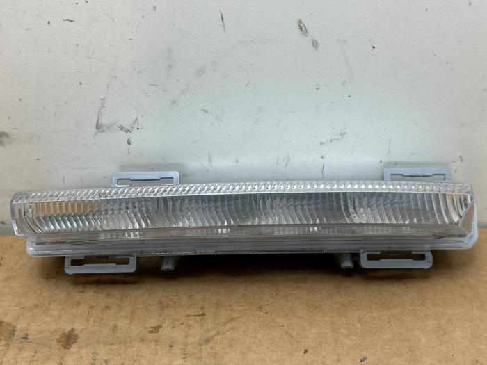 Luz antiniebla derecha delante Mercedes E-Klasse