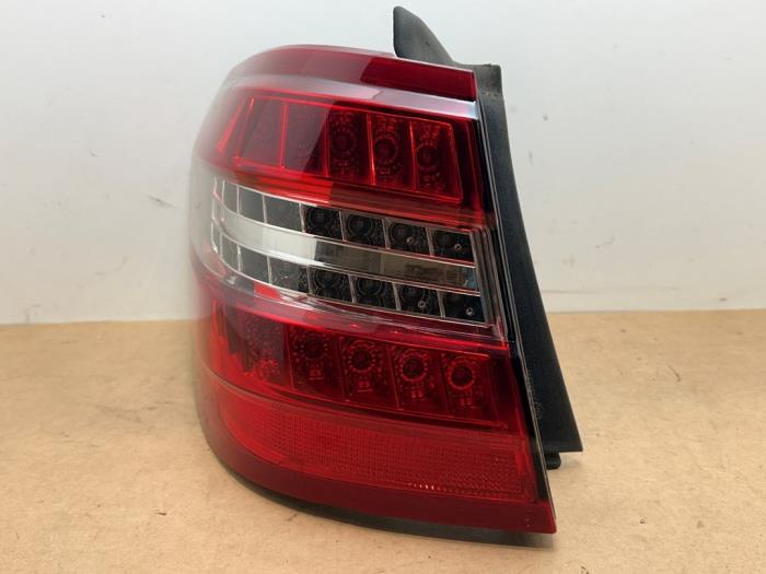 Achterlicht links Mercedes E-Klasse