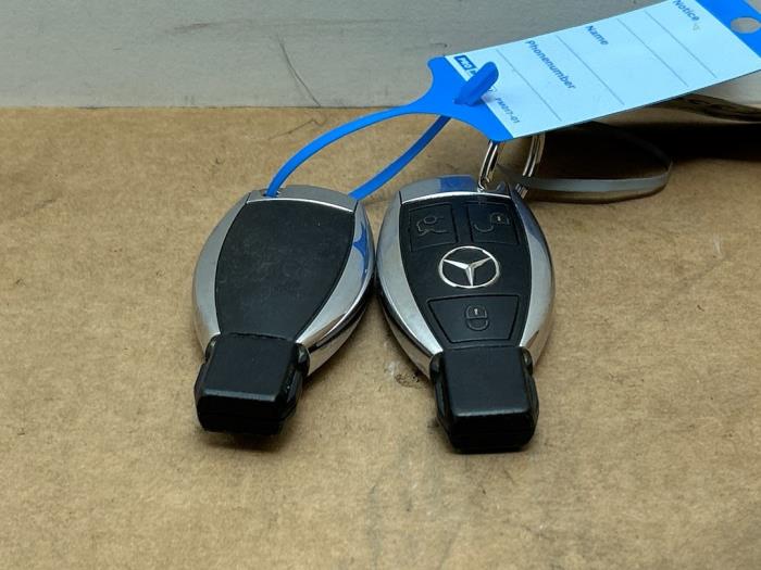 Serrure de contact + ordinateur Mercedes E-Klasse