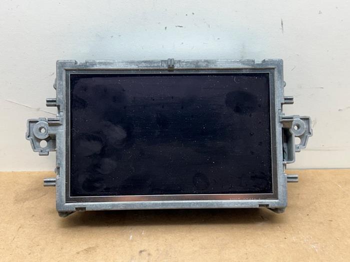 Wyswietlacz nawigacji Mercedes E-Klasse