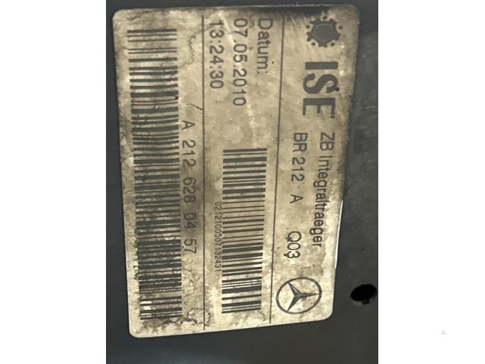 Rama pomocnicza Mercedes E-Klasse