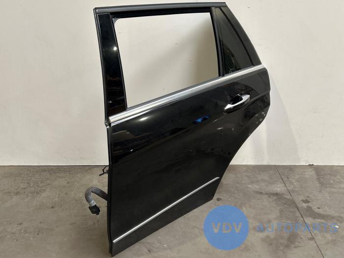 Portier 4Deurs links-achter Mercedes E-Klasse