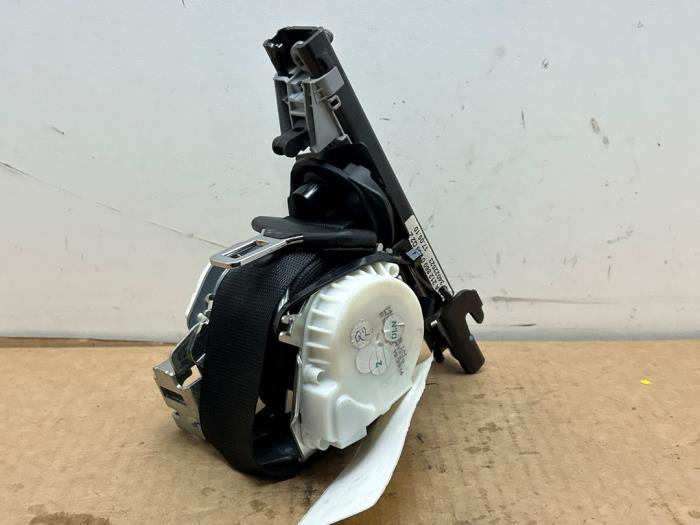 Pas bezpieczenstwa lewy tyl Mercedes E-Klasse