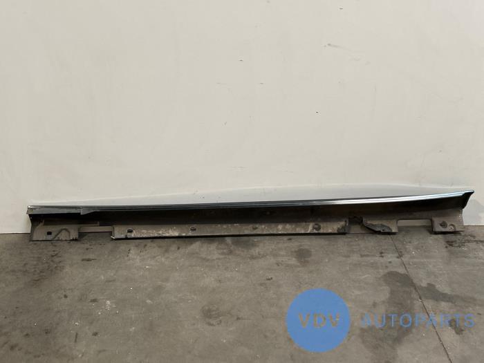 Sill, right Mercedes E-Klasse