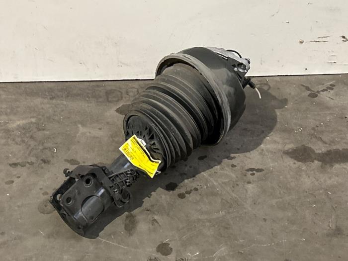 Stoßdämpfer rechts vorne Mercedes E-Klasse