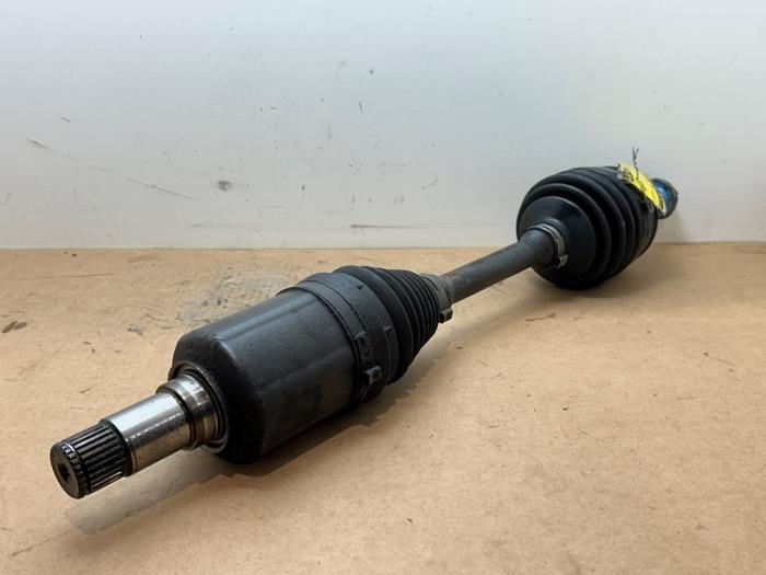 Os napedowa prawy przód Mercedes E-Klasse