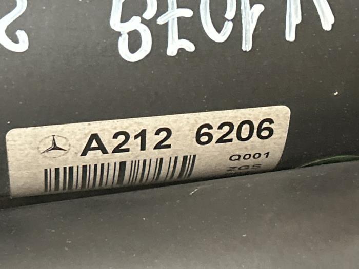 Tussenas Mercedes E-Klasse