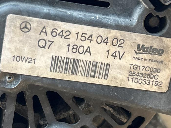 Dynamo Mercedes E-Klasse