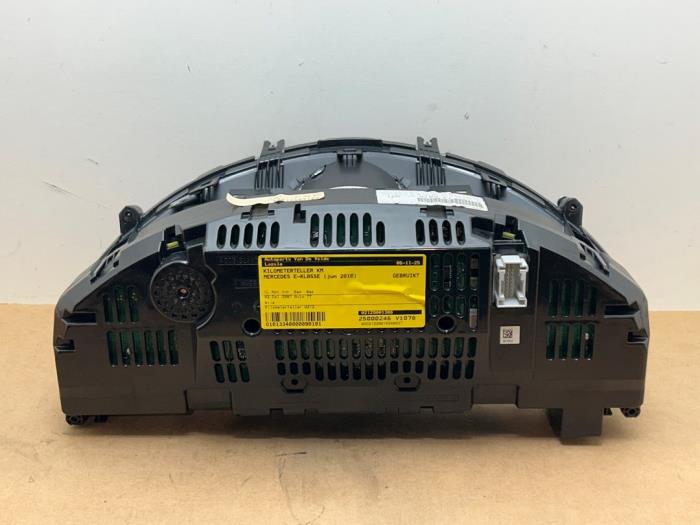 Tacho - Kombiinstrument KM Mercedes E-Klasse