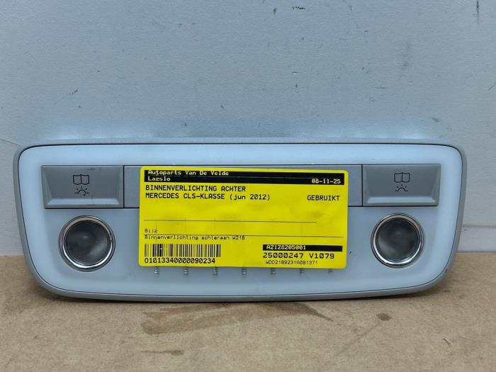 Oswietlenie wewnetrzne tyl Mercedes CLS-Klasse