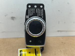 Gebruikte Bediening boordcomputer Mercedes A (W176) 1.5 A-180 CDI, A-180d 16V Prijs € 36,30 Inclusief btw aangeboden door Autoparts Van De Velde