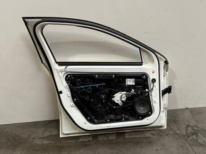 Tür 4-türig links vorne Mercedes A-Klasse