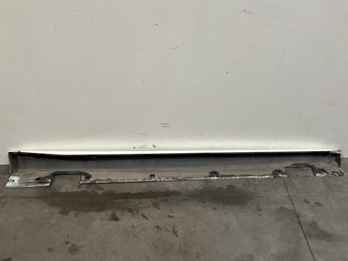 Umbral izquierda Mercedes A-Klasse