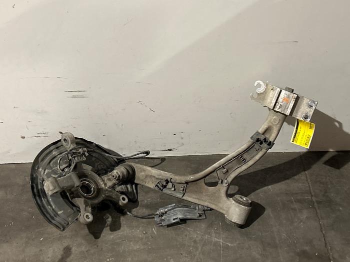 Knuckle, front right Mercedes A-Klasse