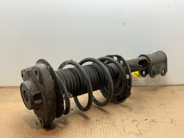 Amortyzator wstrzasów prawy przód Mercedes A-Klasse