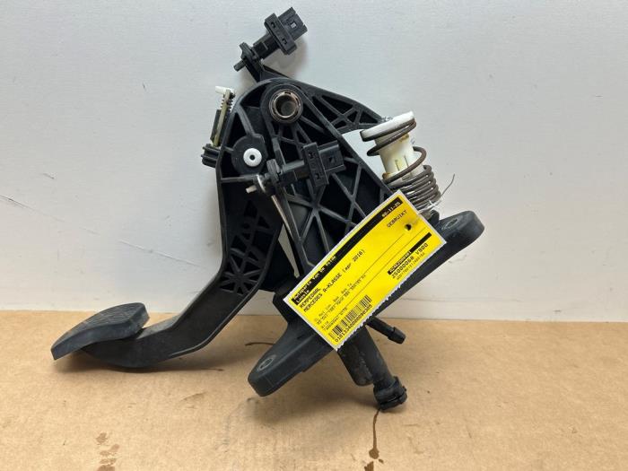 Rempedaal Mercedes A-Klasse