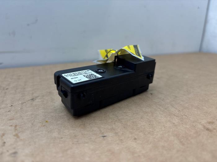 Przycisk SOS Mercedes ML-Klasse