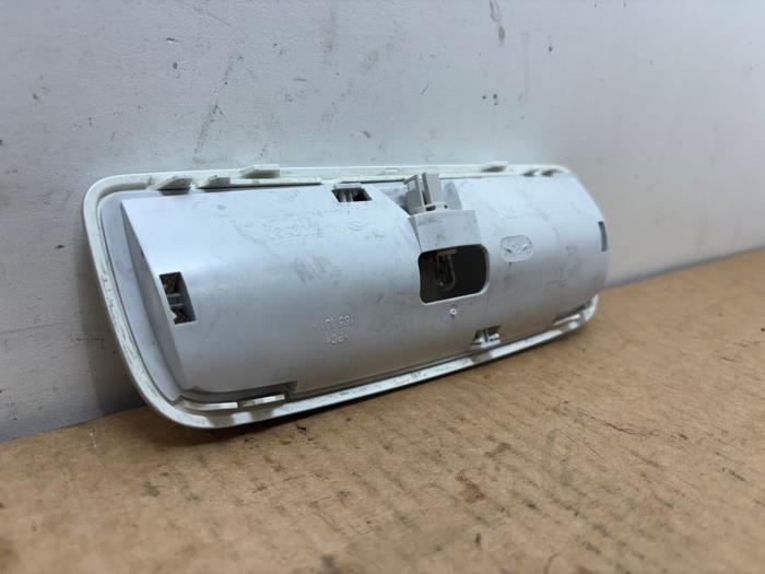 Oswietlenie wewnetrzne tyl Mercedes C-Klasse