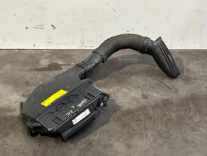 Gebruikte Luchtfilterhuis Mercedes E Estate (S212) E-300 CDI V6 24V BlueEfficiency 4-Matic Prijs € 36,30 Inclusief btw aangeboden door Autoparts Van De Velde