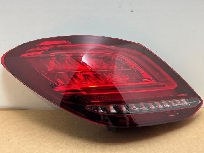 Feu arrière gauche Mercedes C-Klasse